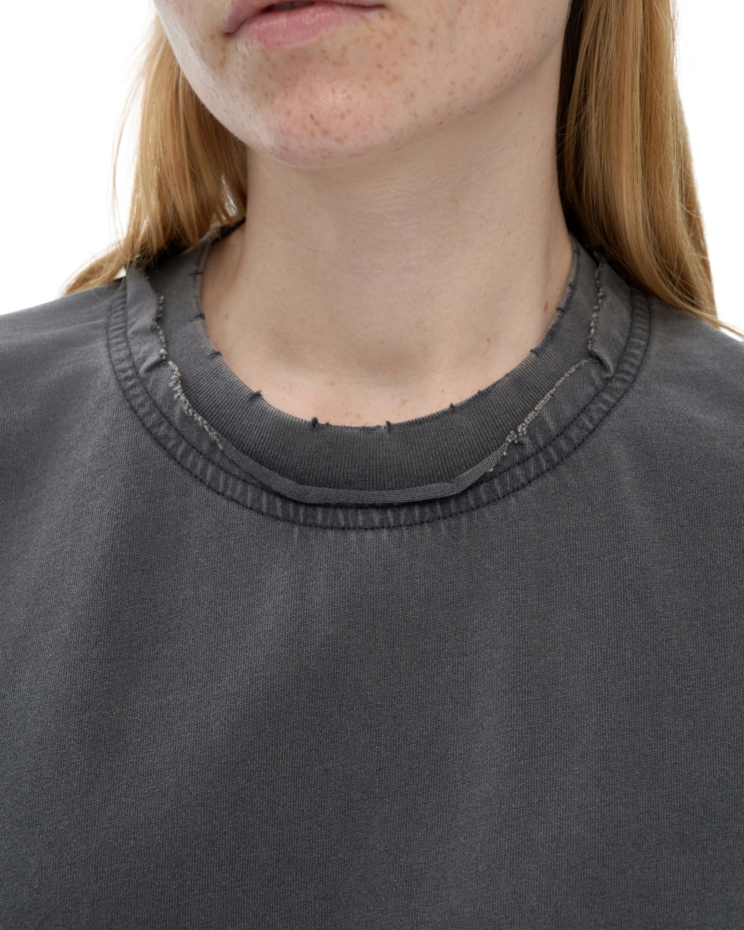 Double Neckline Scattered Edge Frayed Vintage Washed T-Shirt - Hanggerrz